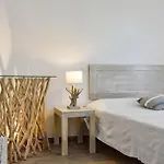 Villa Bua *