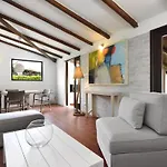 Bua Villa