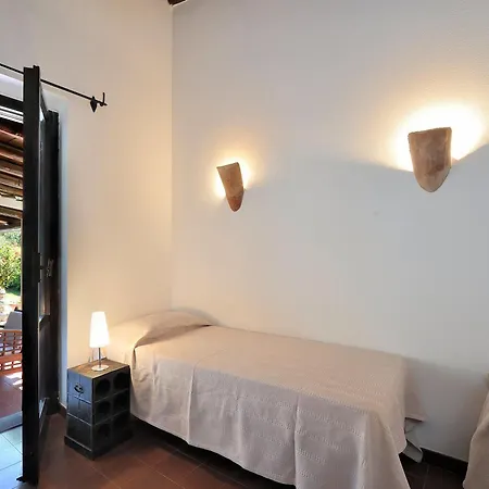 Bua Villa